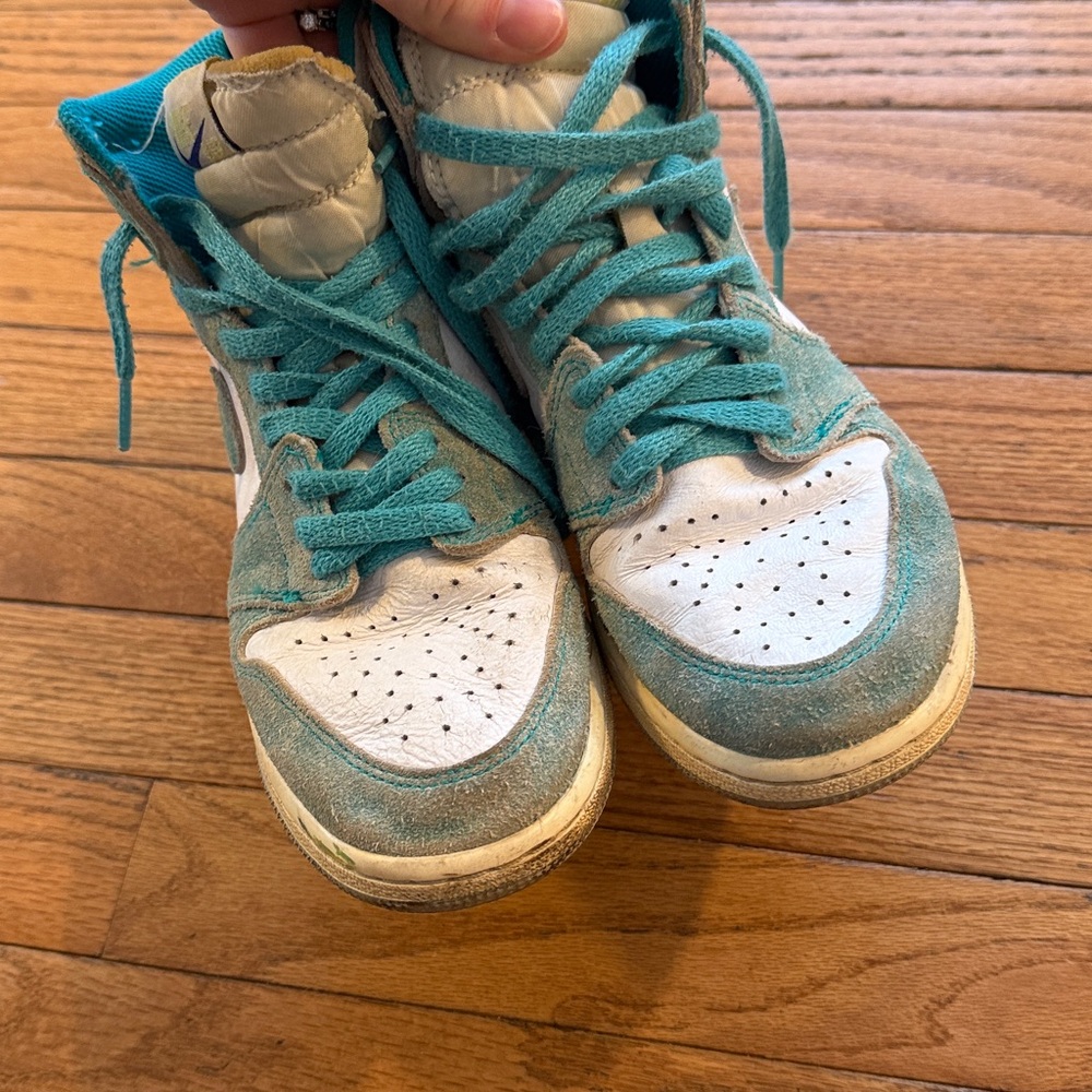 Nike Air Jordan 1 Retro High SE Trainers - Picture 4 of 6